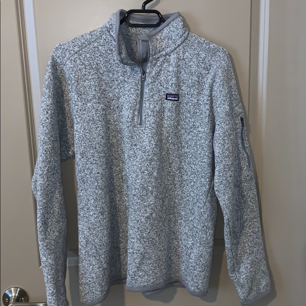 Woman’s Patagonia Fleece 1/4 Zip Jacket